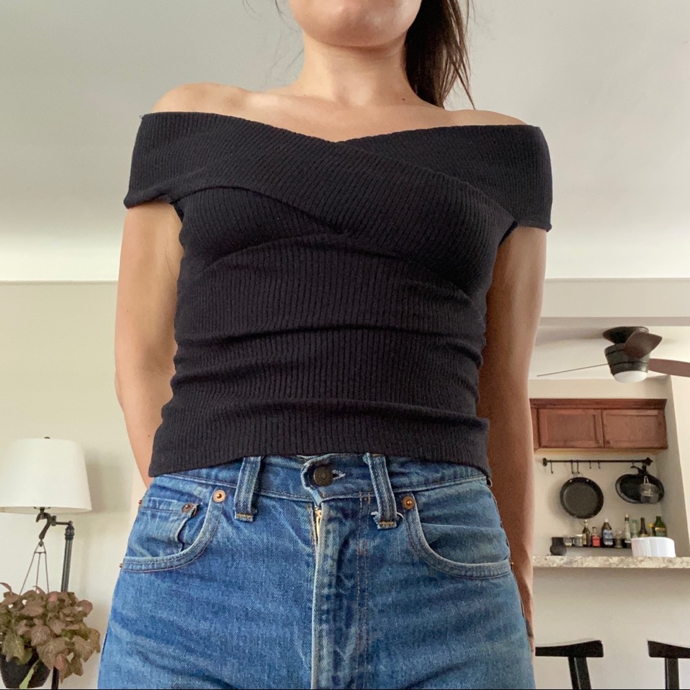 3/ $20 Ribbed Sweetheart Top